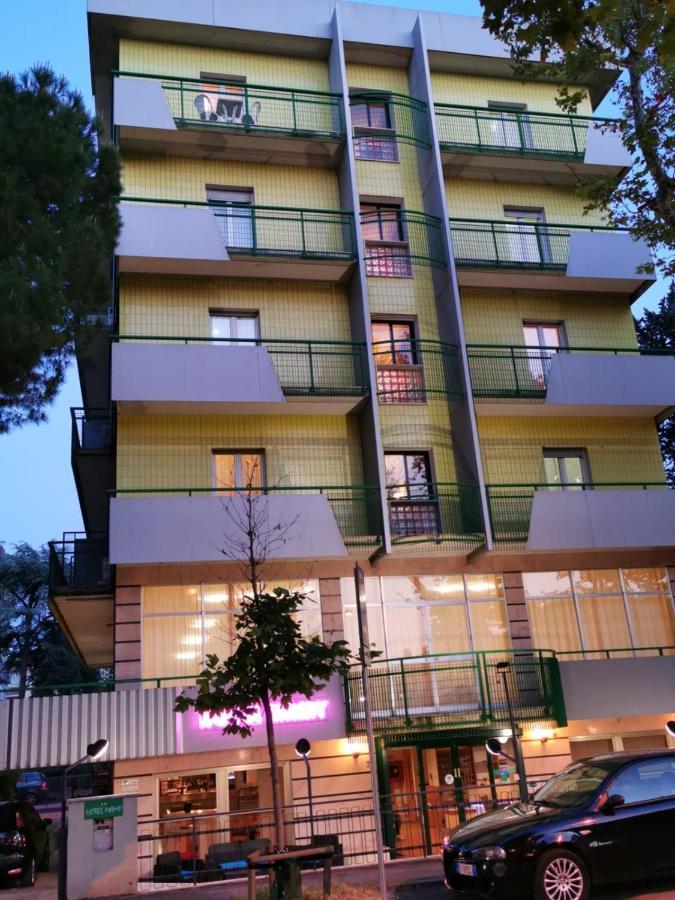 Hotel Mamy Rimini Exterior photo