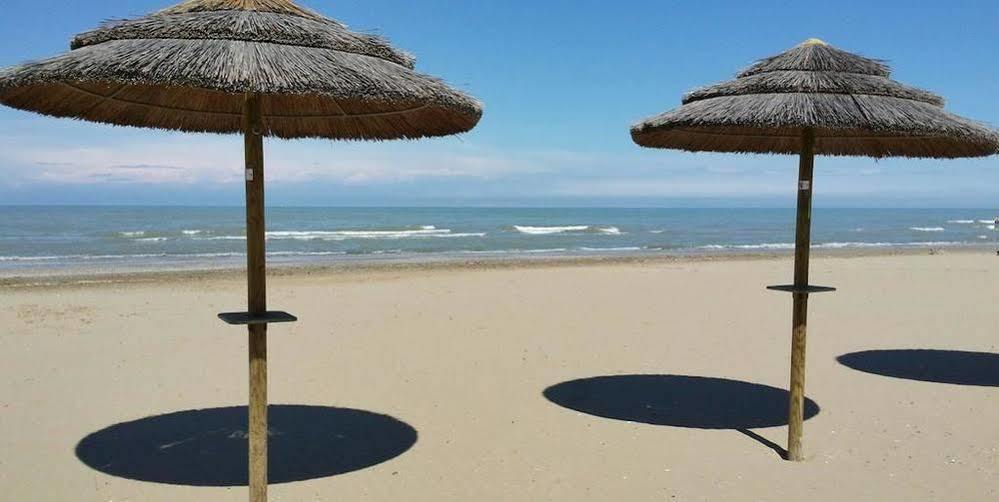 Hotel Mamy Rimini Exterior photo